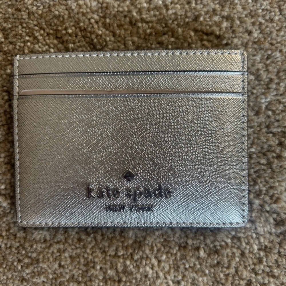 kate spade Metallic Silver Cardholder nwt